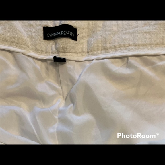 CYNTHIA CROWLEY WHITE SCALLOPED SHORTS SIZE 10 - Picture 6 of 6
